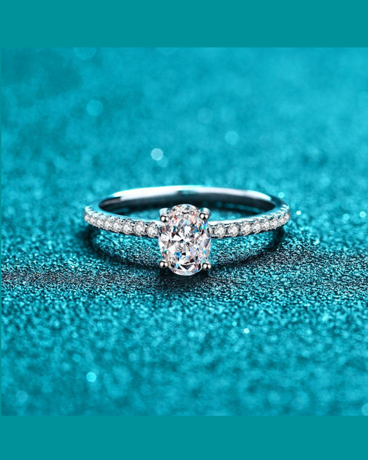 Moissanite SolΓ©na Ring | Ring | Moissanite & 18k Gold β Lunari Jewellery