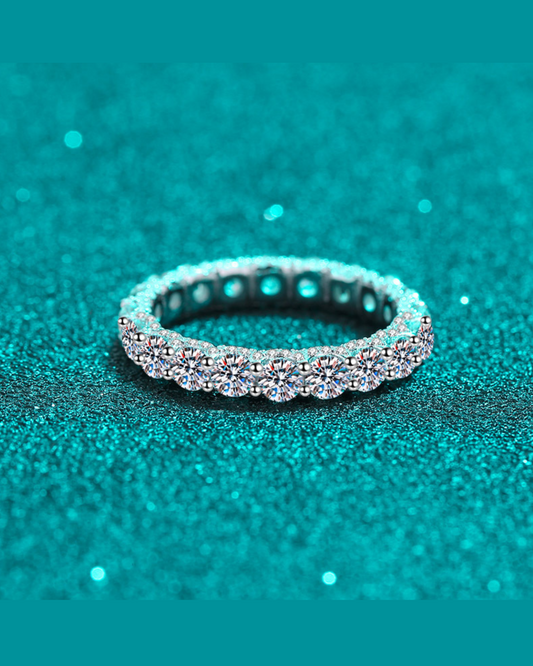 Moissanite Eternity Band | Ring | Moissanite & 18k Gold β Lunari Jewellery