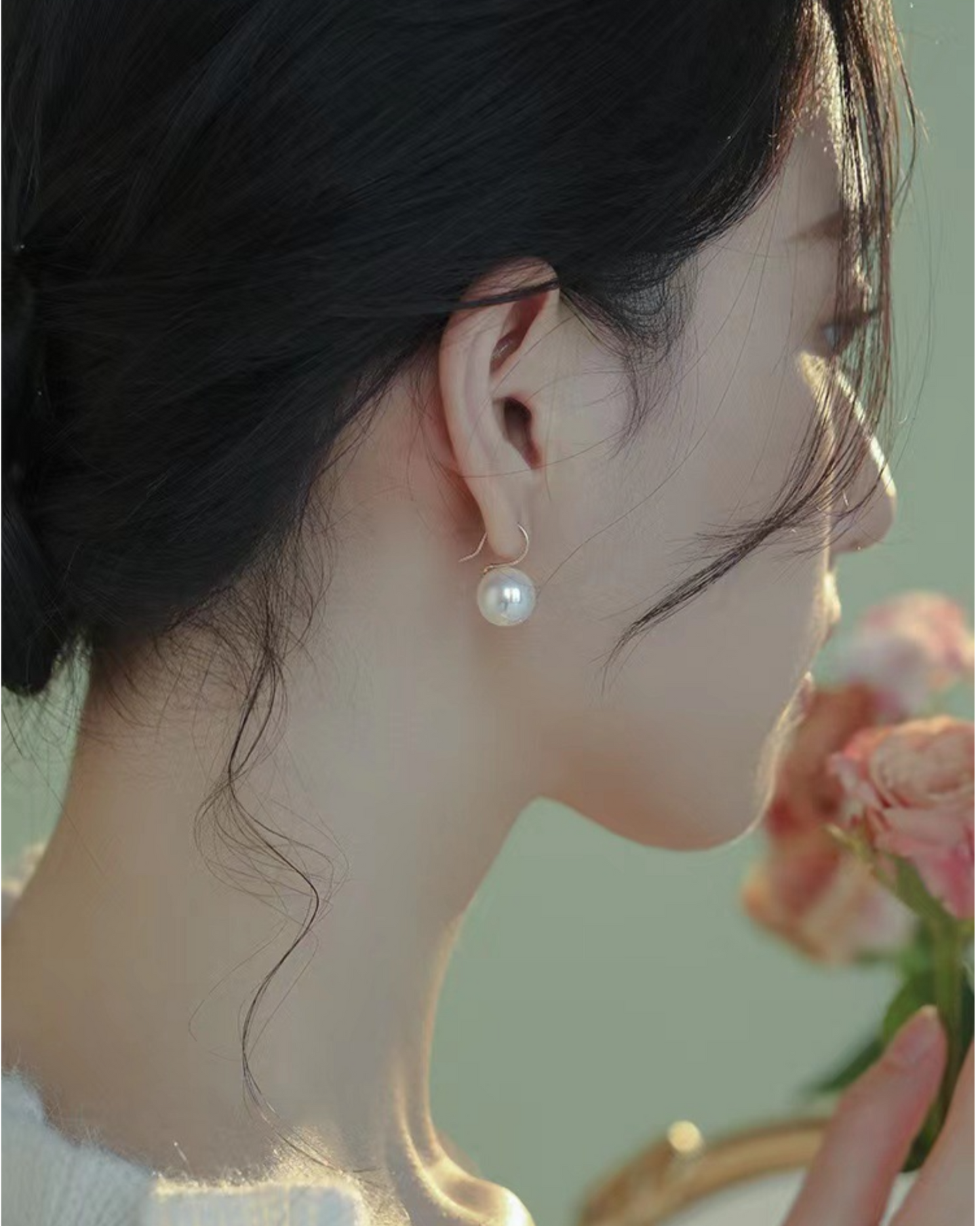 Nimbus Pearl Drops | Earrings | Natural Pearl & 18k Gold – Lunari Jewellery