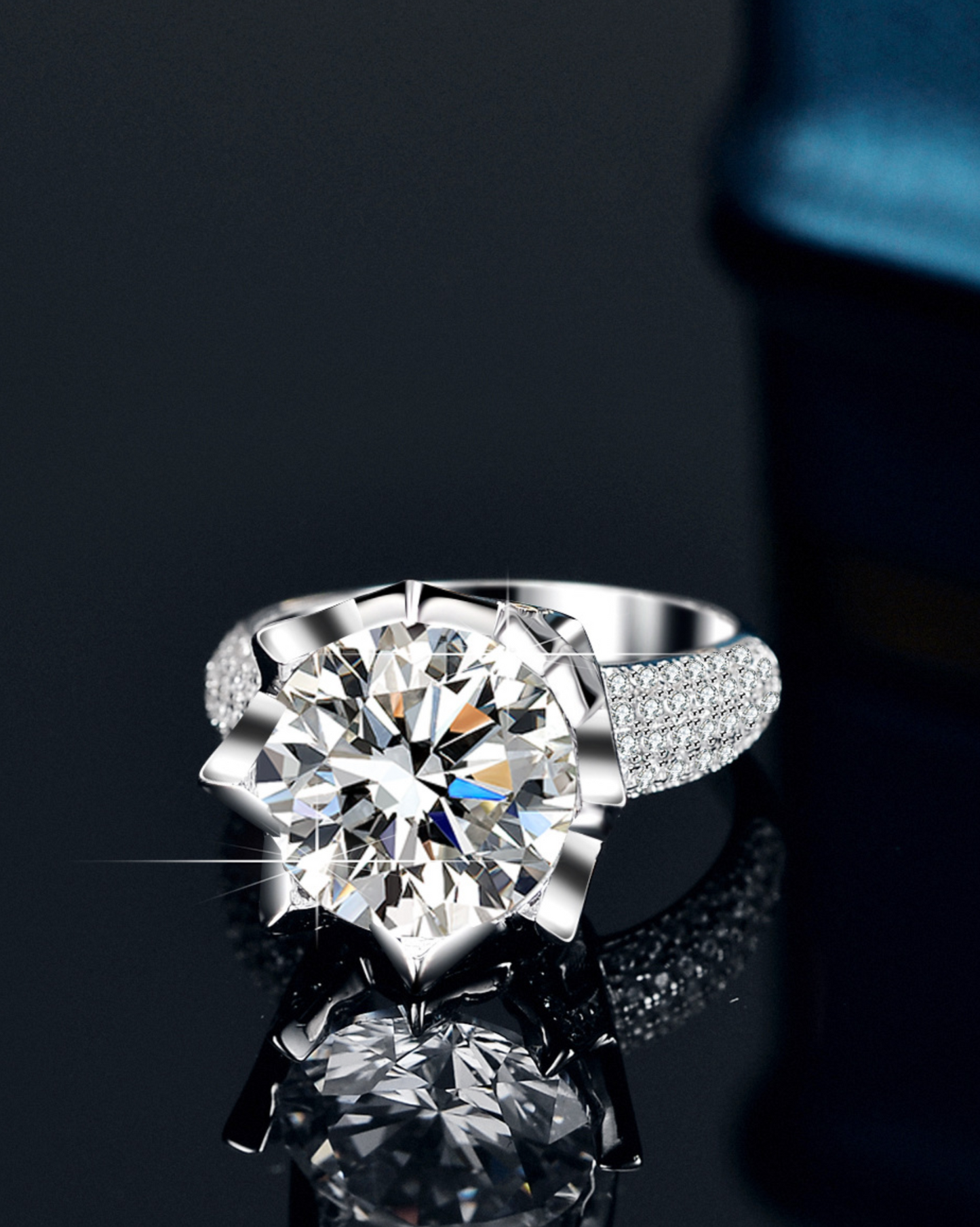 Moissanite Aurora Crown Ring | Ring | Moissanite & 18k Gold – Lunari Jewellery