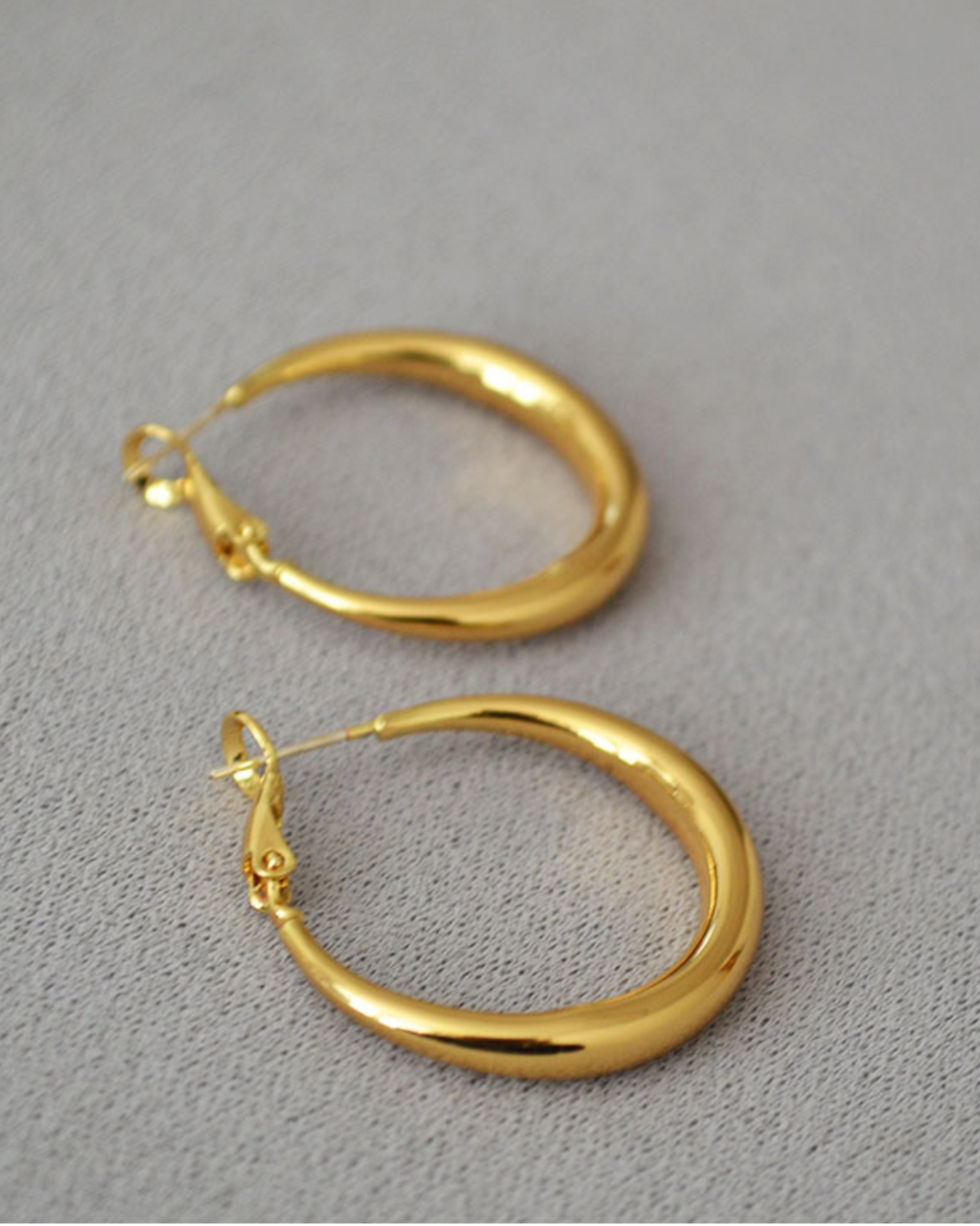 Onda Hoops | Earrings | Rhodium & S925 Silver – Lunari Jewellery