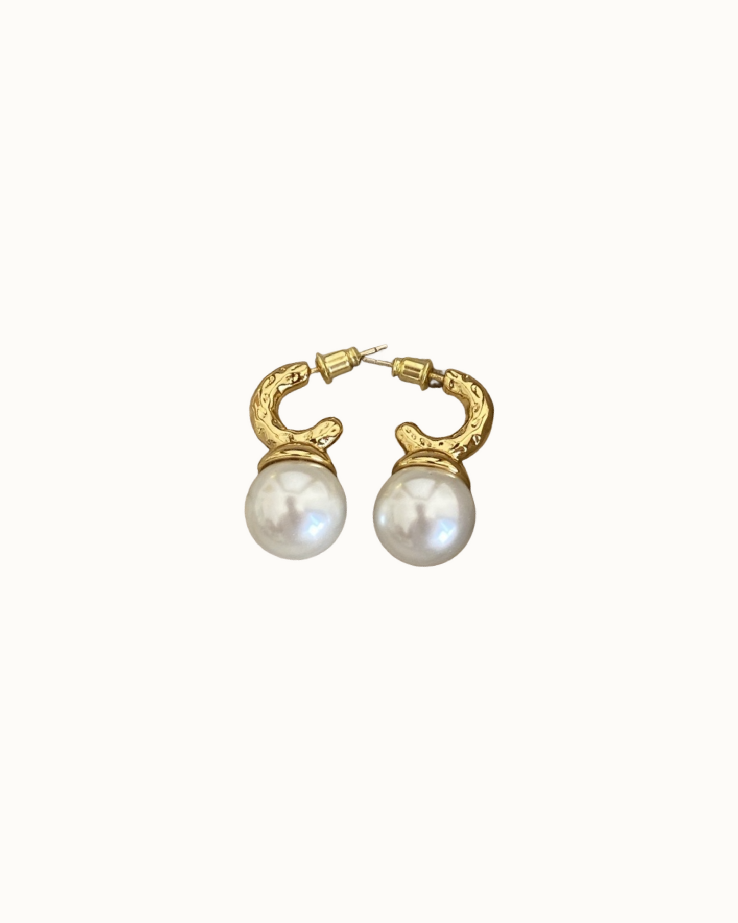 Cradle Pearl Huggies | Earrings | Natural Pearl & 18k Gold – Lunari Jewellery