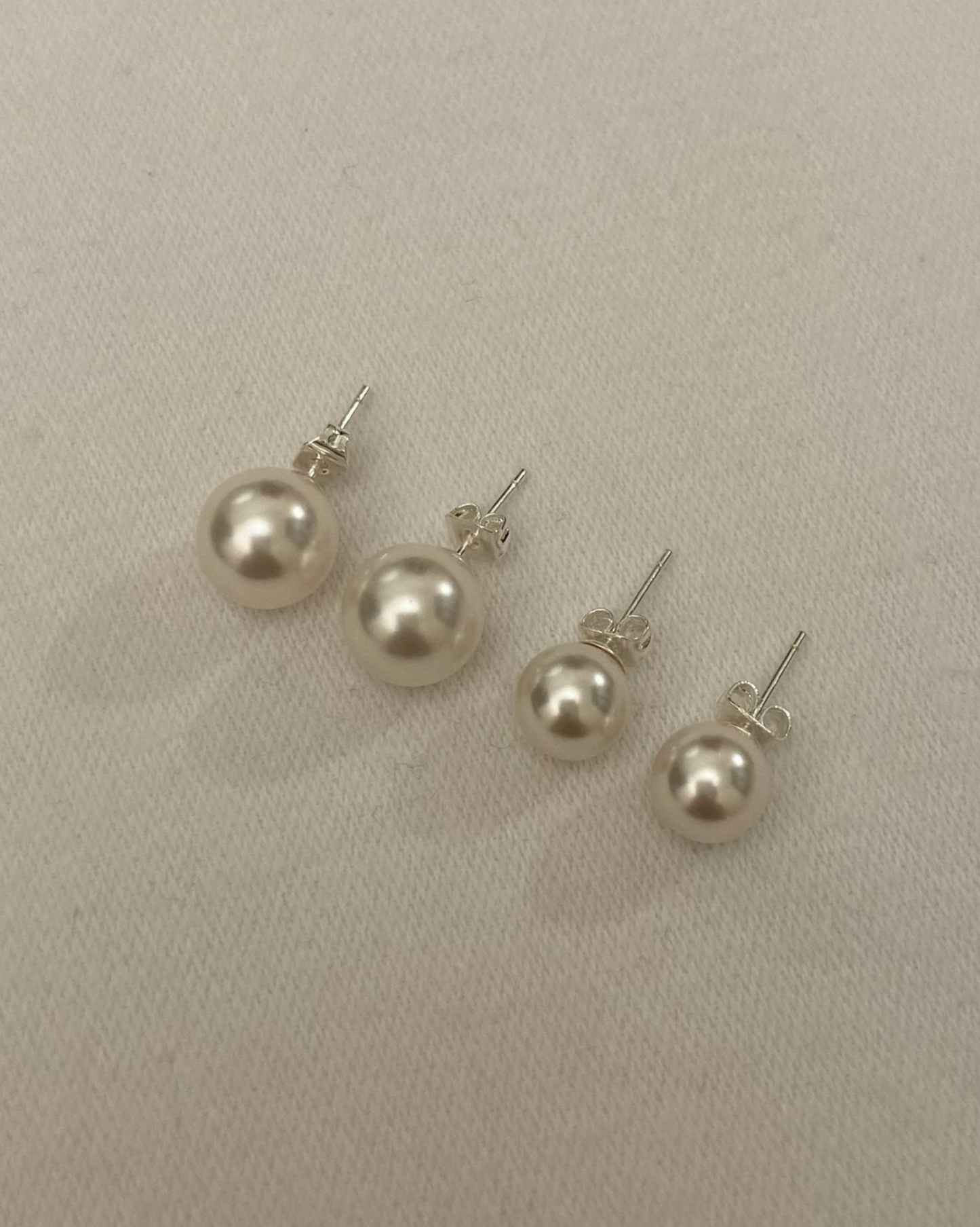 Ivory Pearl Studs | Earrings | Natural Pearl & 18k Gold – Lunari Jewellery