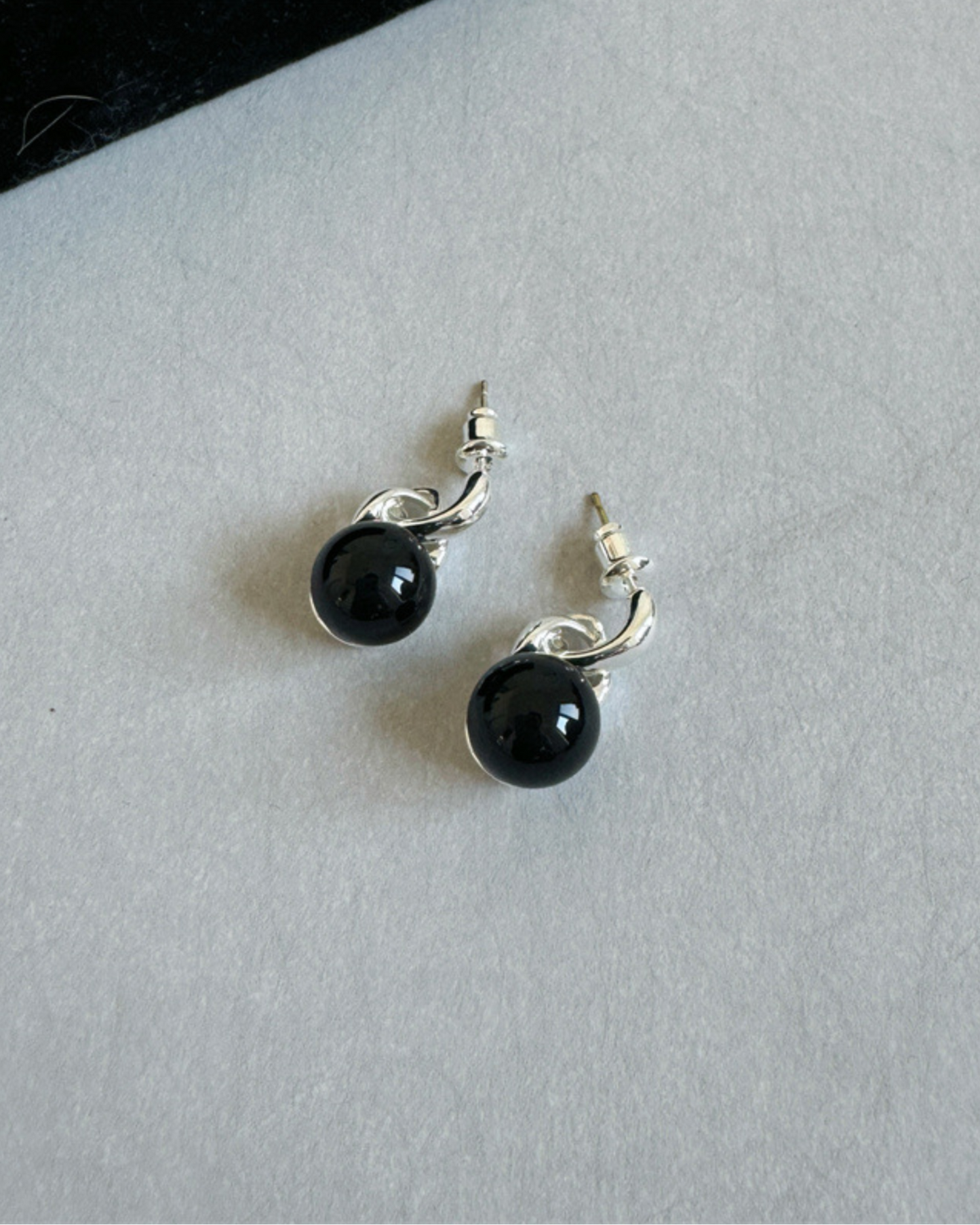 Orb Essence Earrings | Earrings | Natural Pearl & 18k Gold β Lunari Jewellery