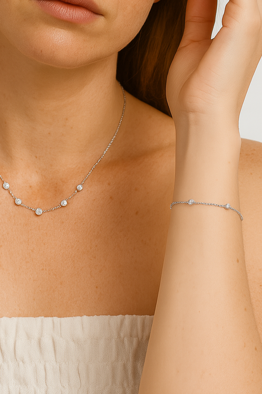 Moissanite Orbit Gleam Bracelet | Bracelet | Moissanite & 18k Gold – Lunari Jewellery