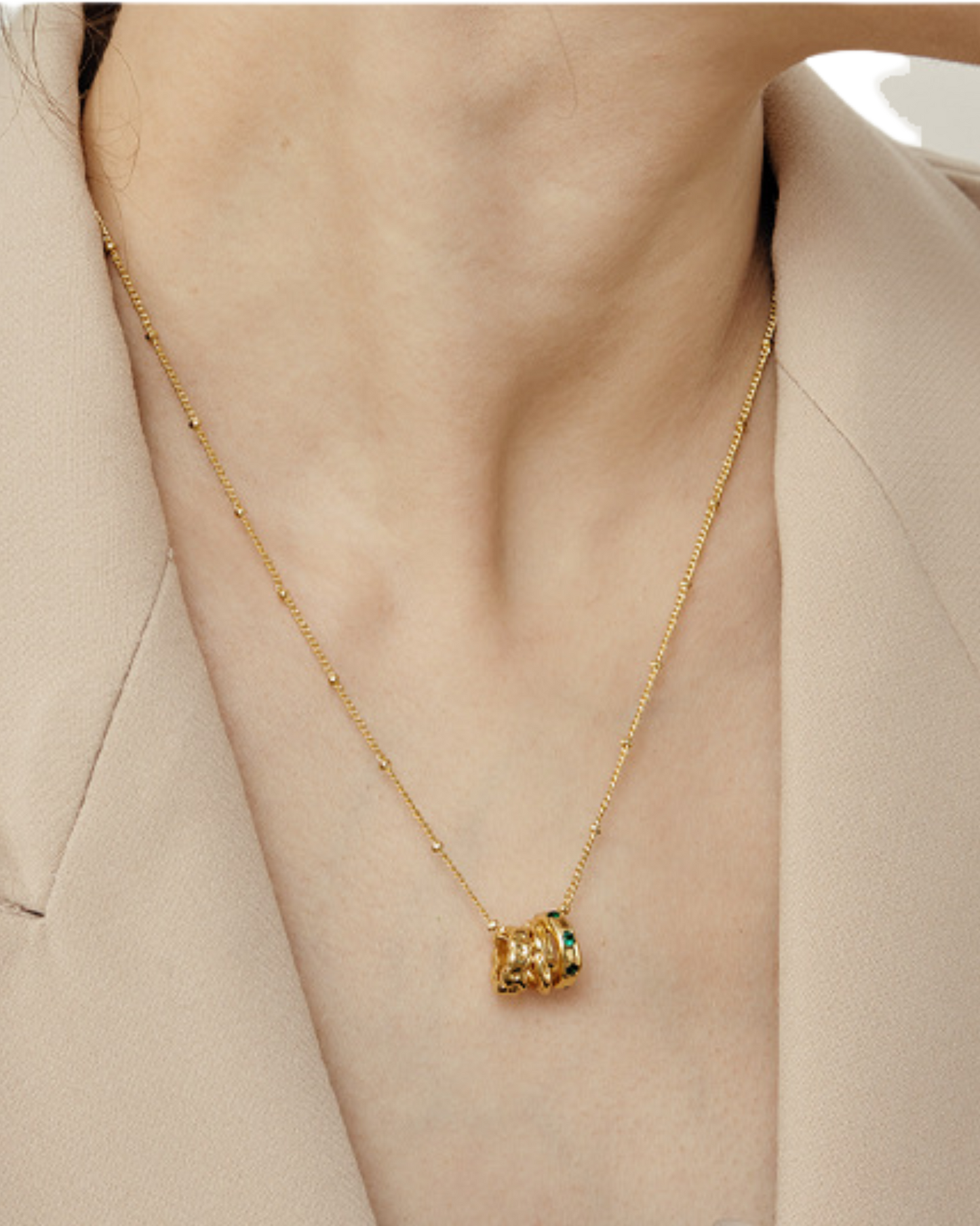 Emerald Glint Necklace | Necklace | 18k Gold Plated – Lunari Jewellery