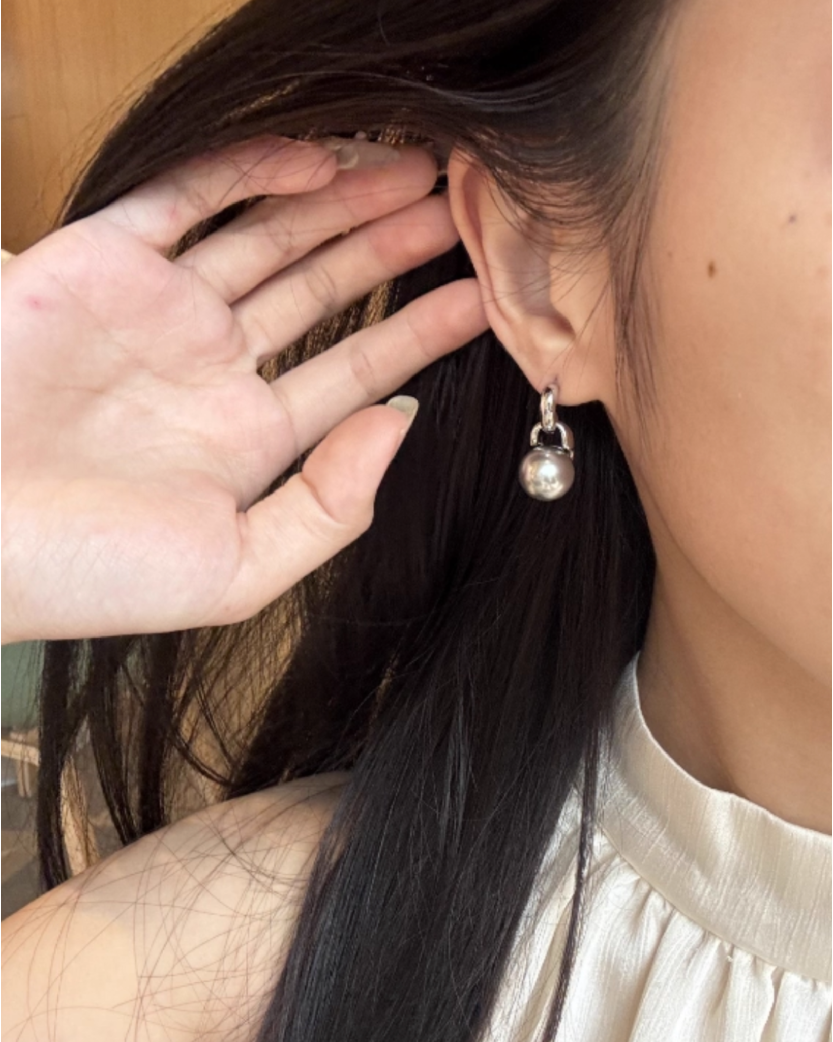 Orb Essence Earrings | Earrings | Natural Pearl & 18k Gold – Lunari Jewellery